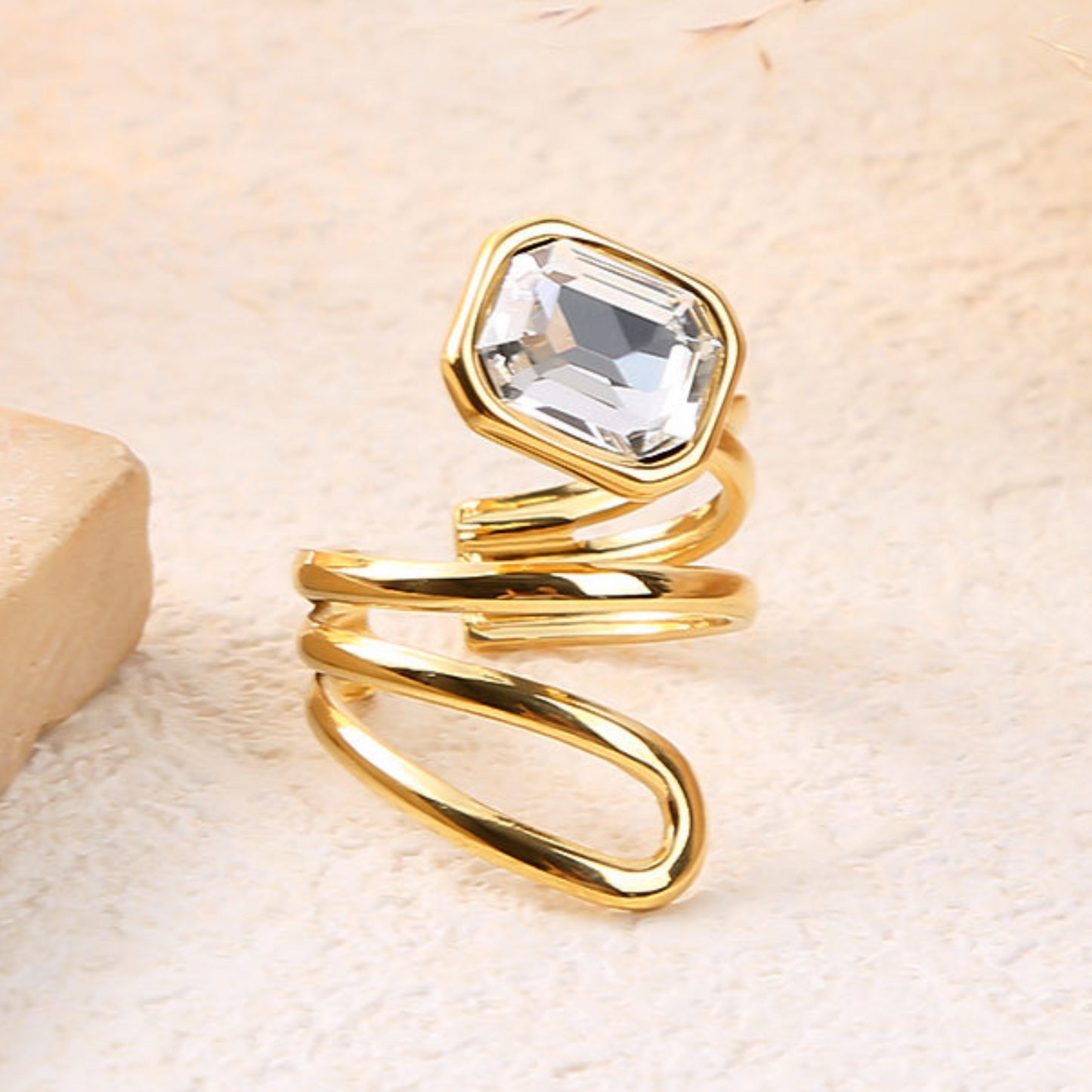 Bague Calista Dorée - Bague Femme Sophistiquée